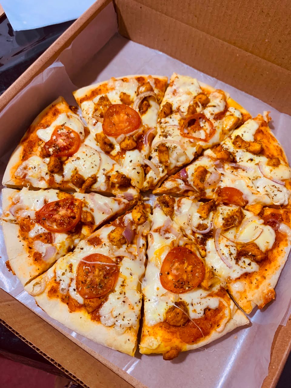 Cheesy Chicken Pizza (Large)